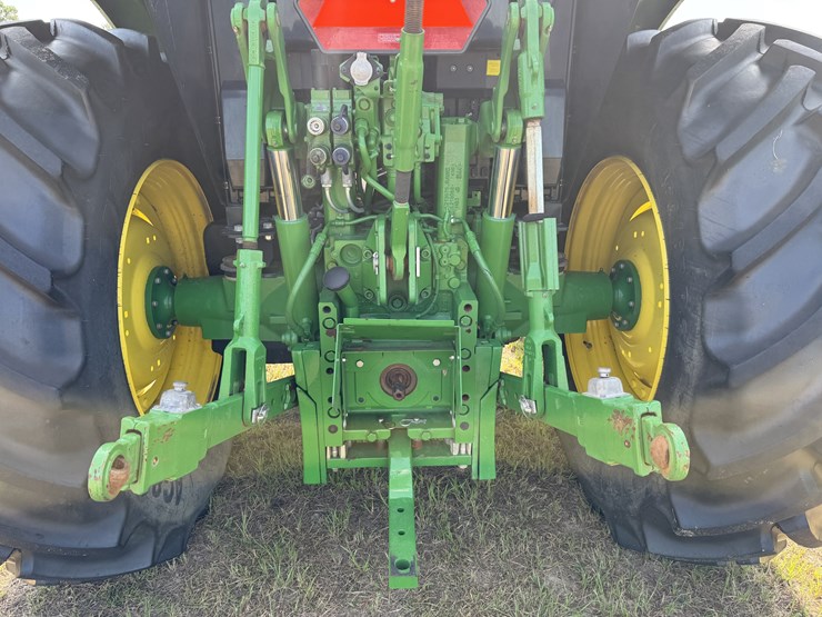 john-deere-6110m-image-8