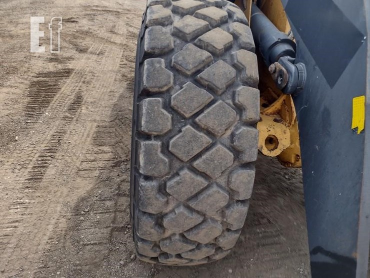 2025-deere-544kii-image-21