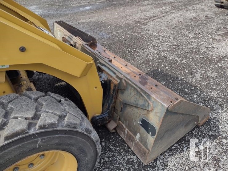 2018-caterpillar-246d-image-18
