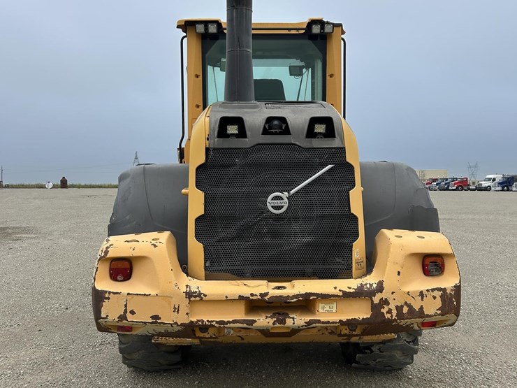 2015-volvo-l70g-image-11