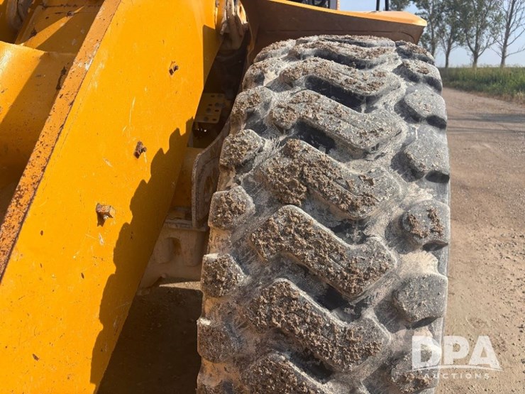 2014-caterpillar-950m-image-29