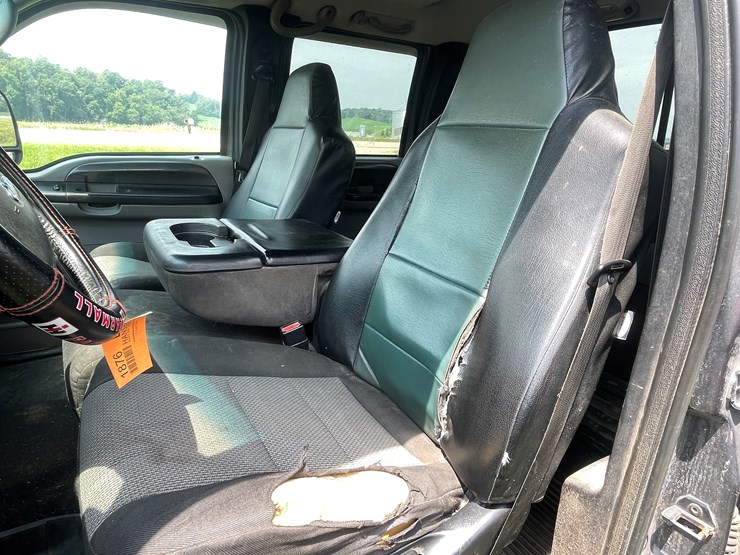 2004-ford-f350-image-68