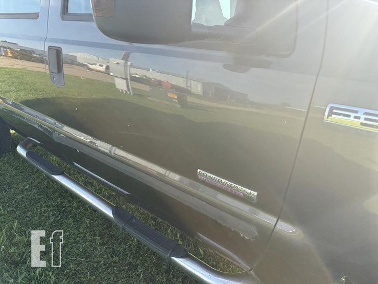 2005-ford-f350-xlt-image-29