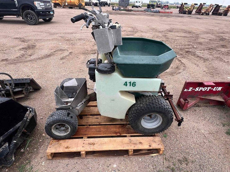 perma-green-spreader-image-5