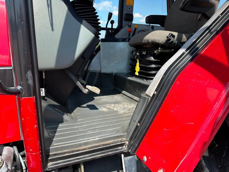 1990-case-ih-5140-image-39