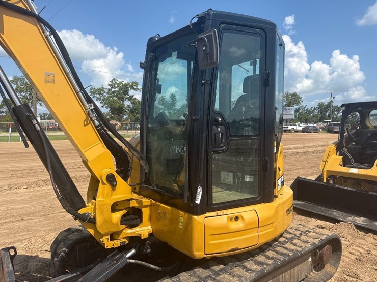 caterpillar-305e2-cr-image-11