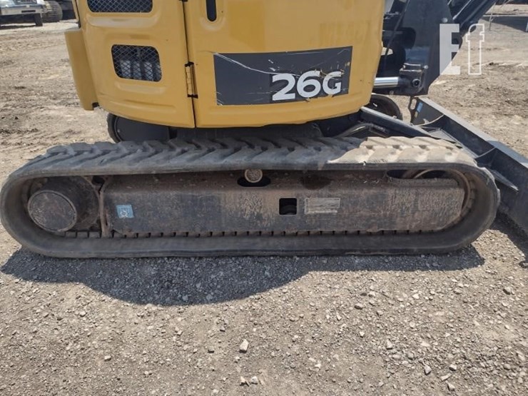 2020-deere-26g-image-34