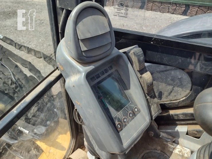 2022-deere-50g-image-8