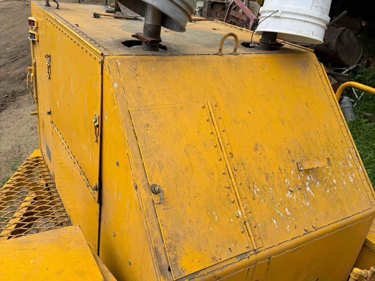fwd-s49v-model-snowblower-truck-image-38