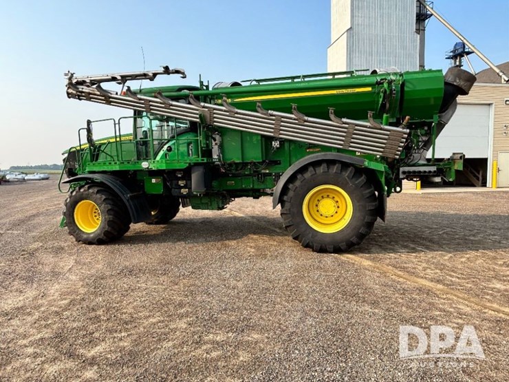 2019-john-deere-f4365-image-12
