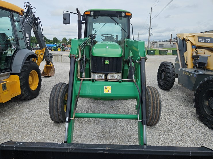 2010-john-deere-7130-image-4