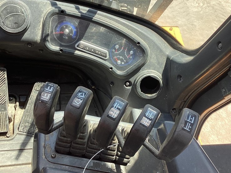 2019-hyundai-70d-9-image-13