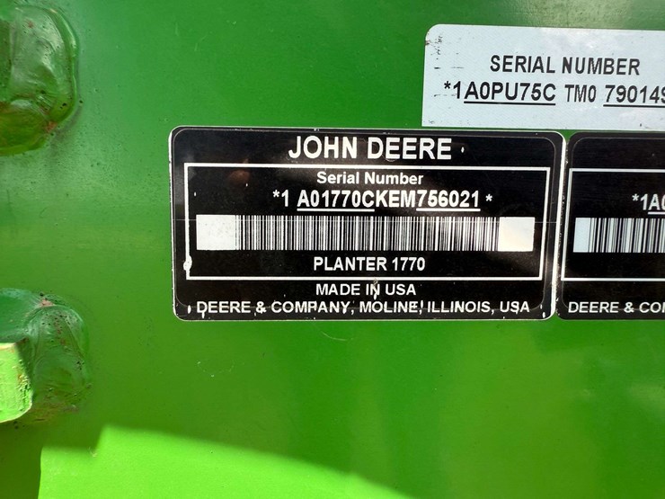2014-john-deere-1770nt-image-61
