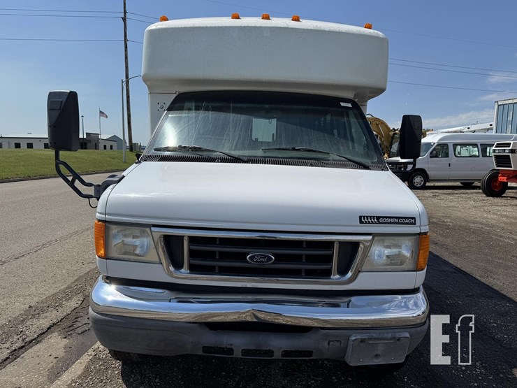 2007-ford-e350-image-10