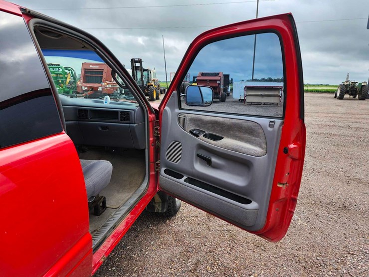 1996-dodge-ram-1500-image-15