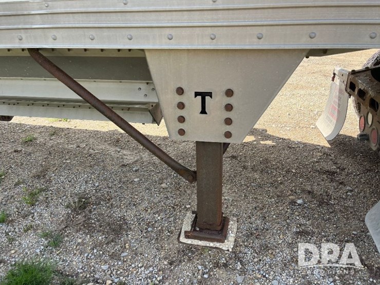 2012-timpte-grain-trailer-image-18
