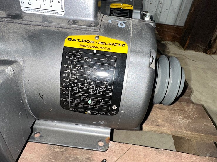 baldor-reliance-1.5hp-electric-motor-image-2