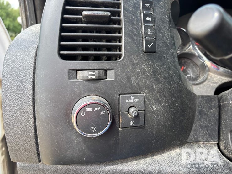 2010-chevy-2500hd-pickup-(dr11857)-image-53