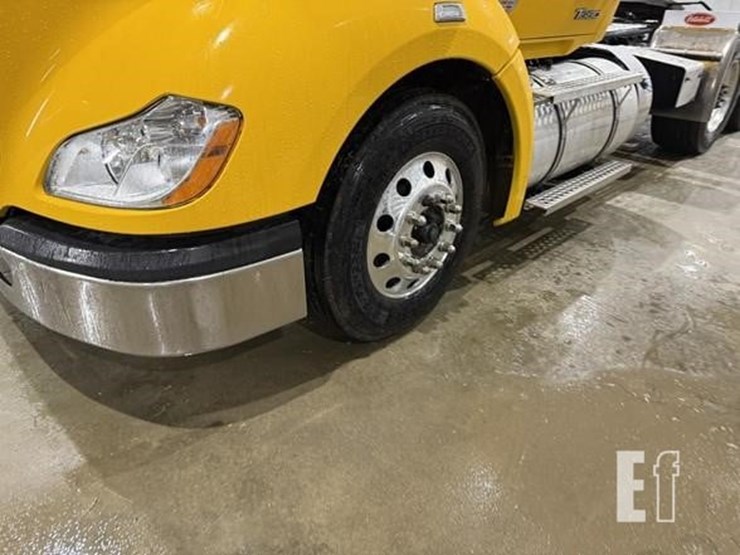 2022-kenworth-t680-image-2
