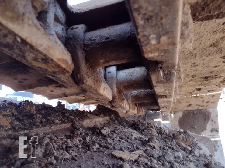 2012-komatsu-pc200-image-31