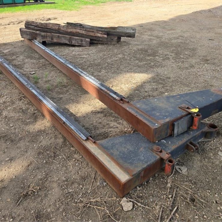 #2605 • 20'4" Barge Forks