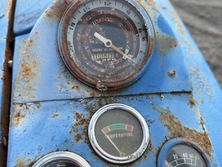 ford-601-workmaster-image-19