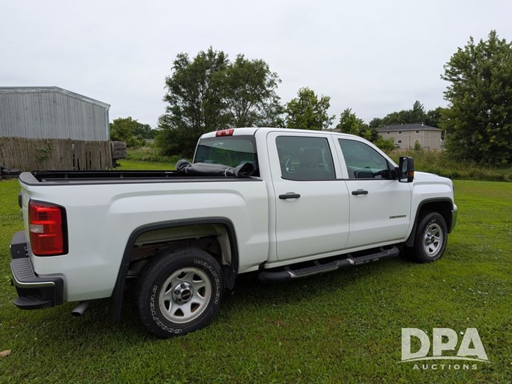 2016-gmc-sierra-pickup-(lt1366)-image-4