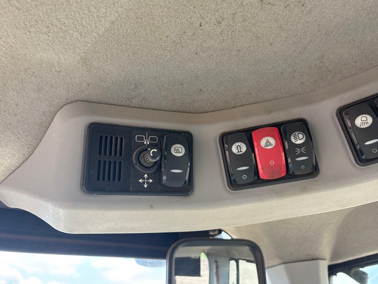 2012-caterpillar-930-image-39