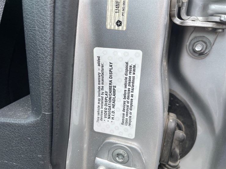 2011-jeep-compass-image-67