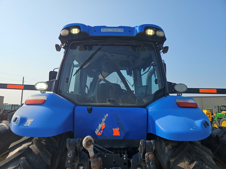 2015-new-holland-t8.410-image-14