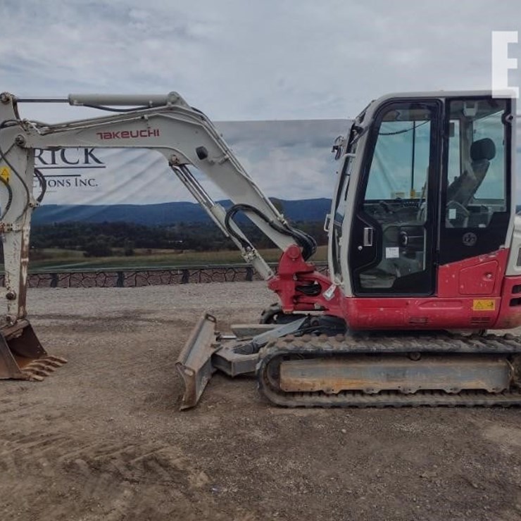 2018 TAKEUCHI TB260