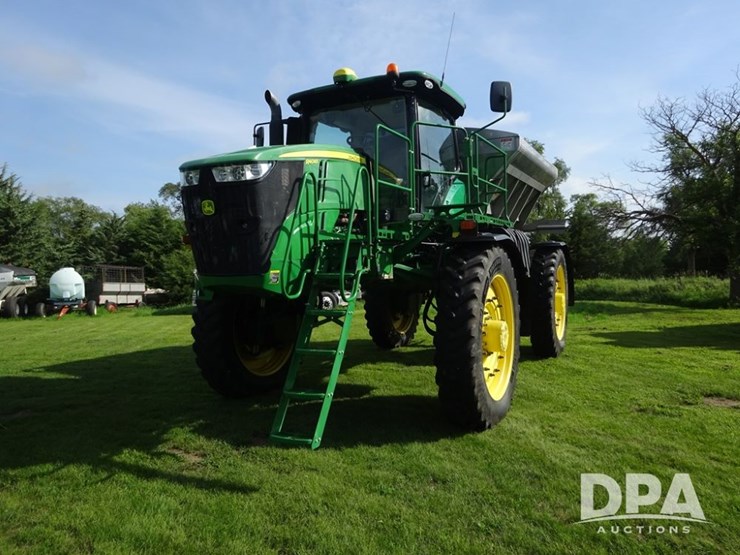 2019-john-deere-r4045-image-4