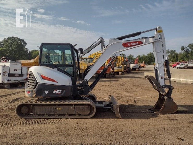 2021-bobcat-e60-image-3