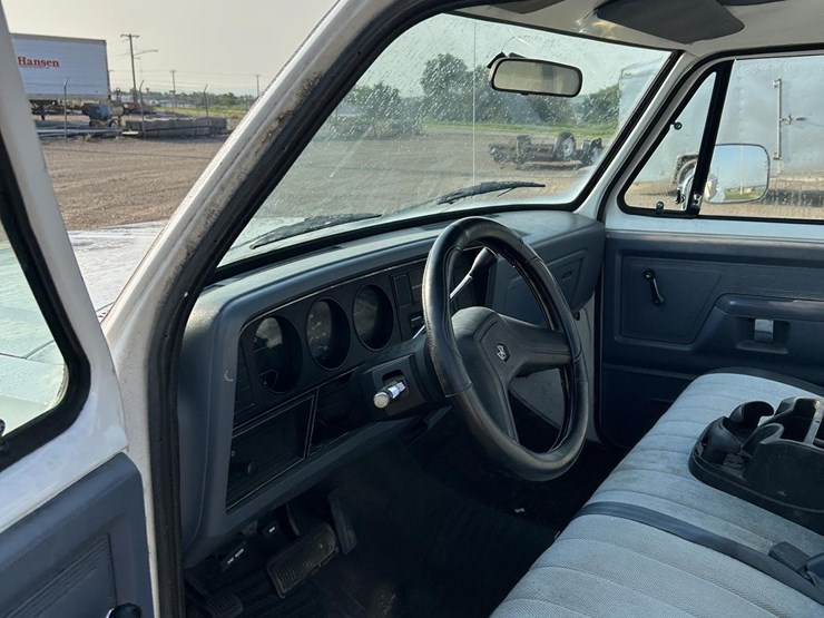 1988-dodge-ram-1500-image-10