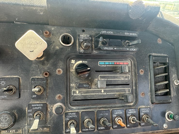 1997-cummins-m11-image-72