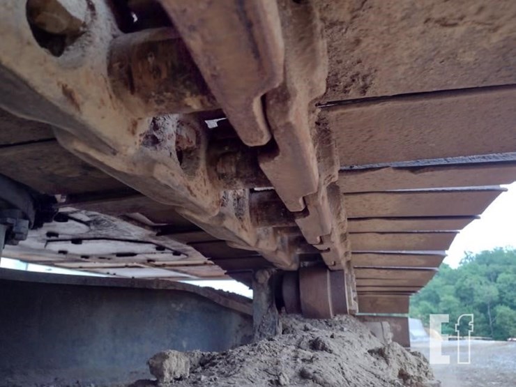 caterpillar-322l-image-40