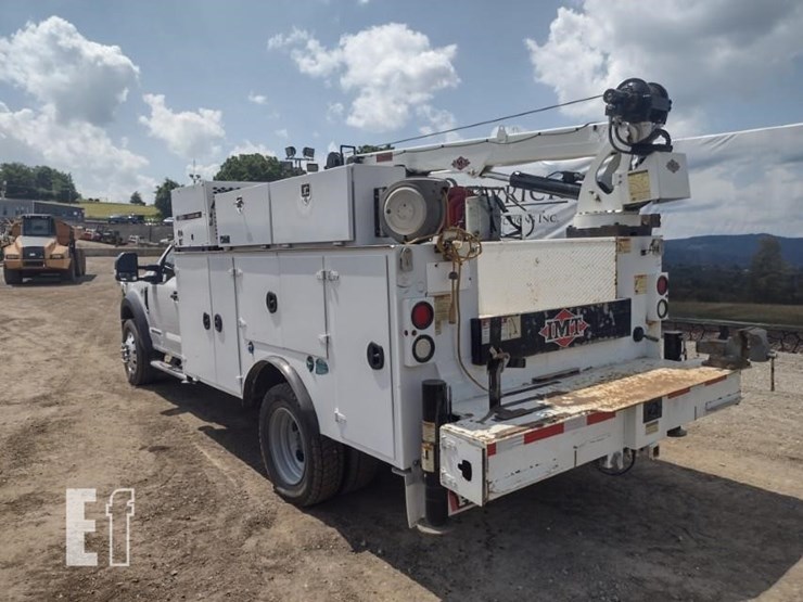 2018-ford-f550-image-41