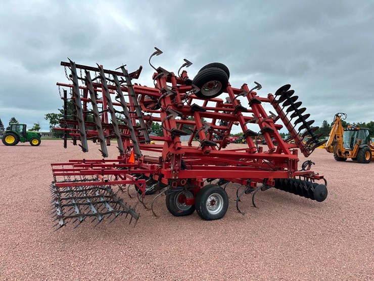 case-ih-4200-image-5