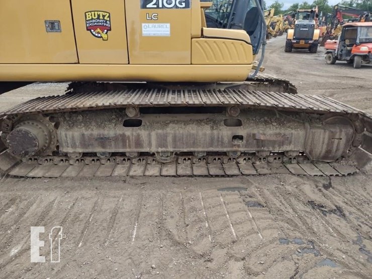 deere-210g-lc-image-21