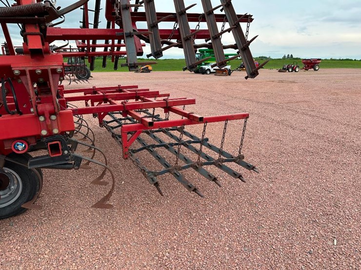 case-ih-4200-image-28