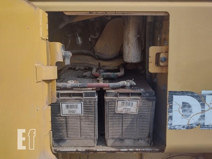 deere-550h-lt-image-38