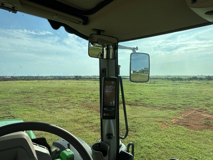 2024-john-deere-6140m-image-24