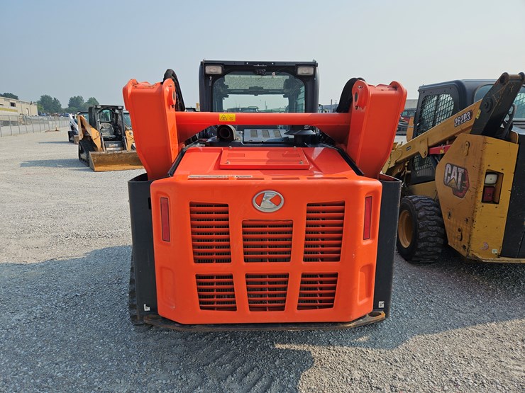 2023-kubota-svl97-2-image-16