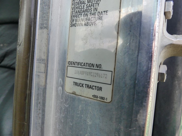 2012-kenworth-t660-image-17