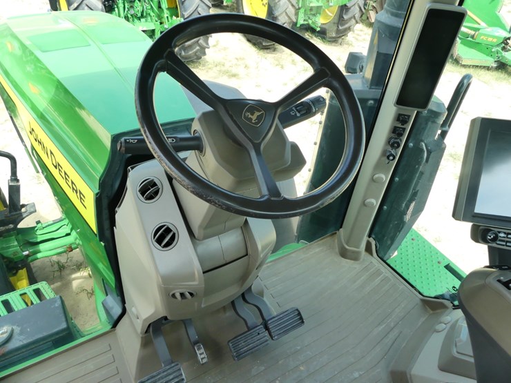 2021-john-deere-8r-280-image-12