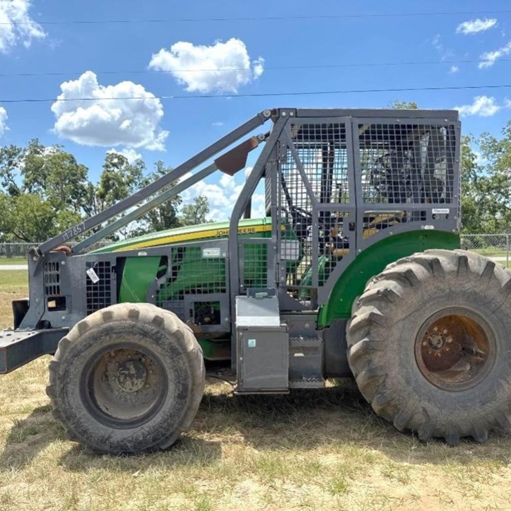 2015 JOHN DEERE 5100M