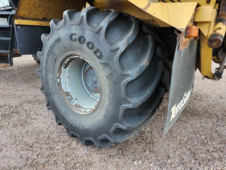 terra-gator-8400-applicator-image-32