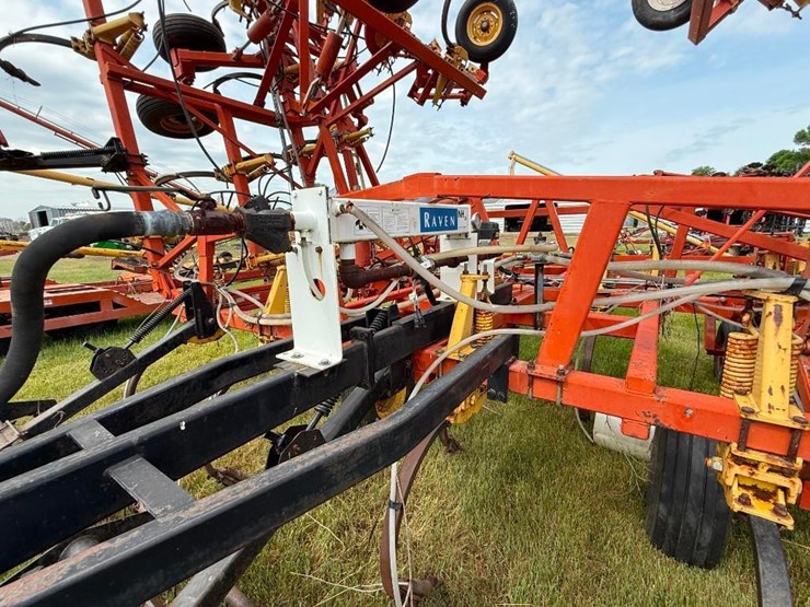 bourgault-9400-image-9