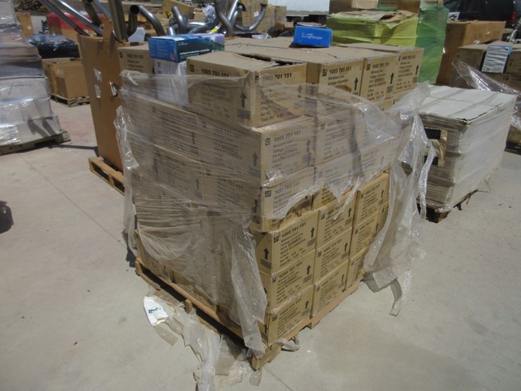 lot-of-wireless-low-voltage-smart-controllers,-image-1