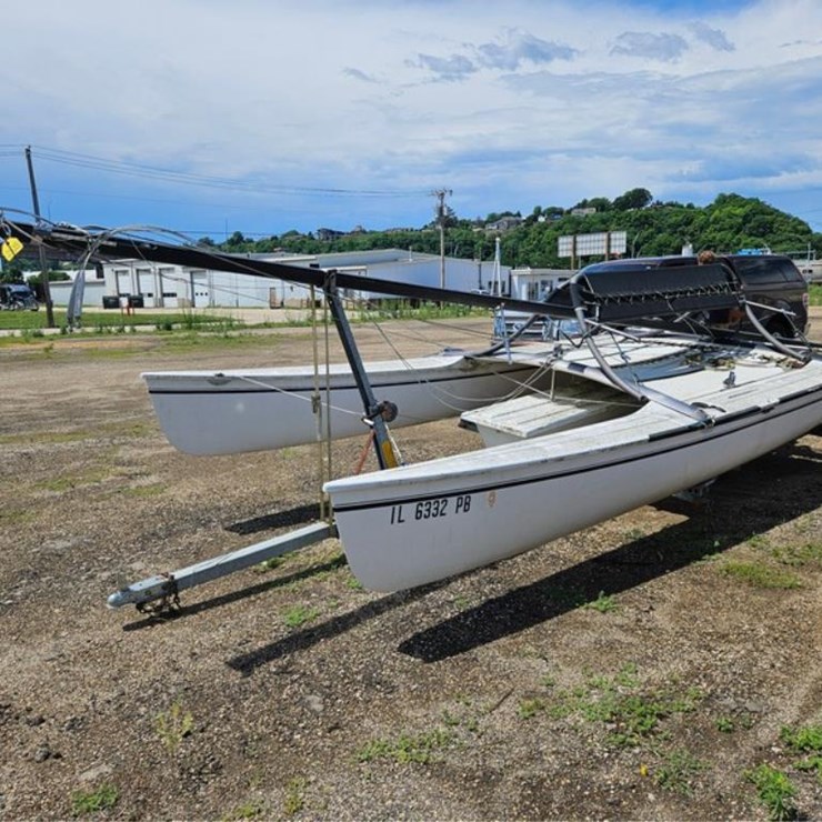 #2535 • Hobile 18' Catamaran Boat & Trailer